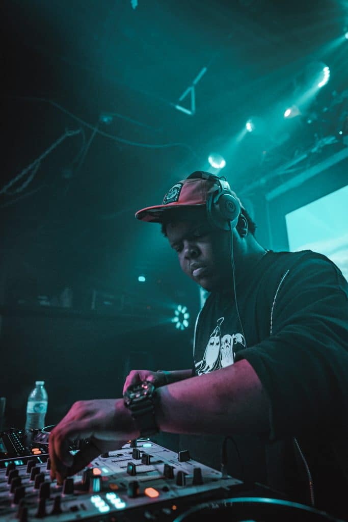 Dix DJs émergents racontent leurs moments forts de 2024