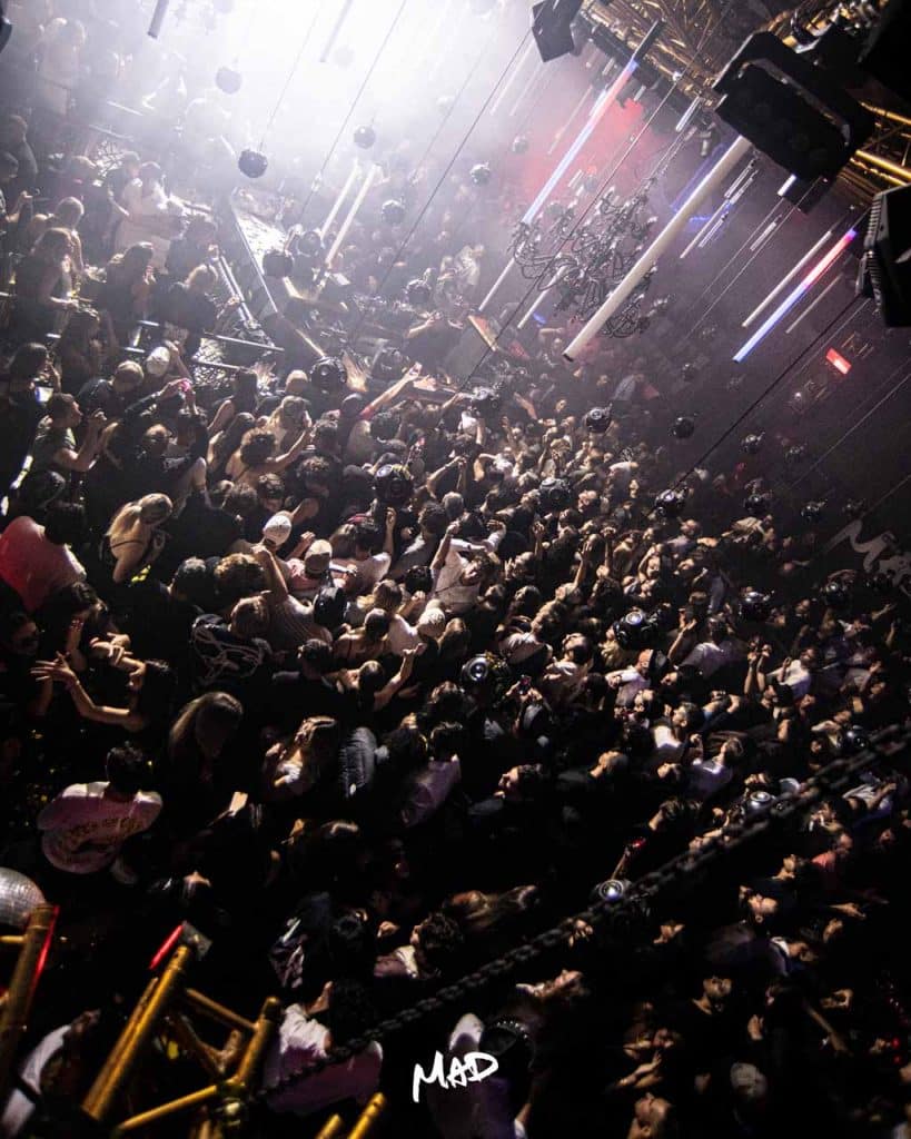 Ambiance sur le dancefloor du MAD Club Lausanne