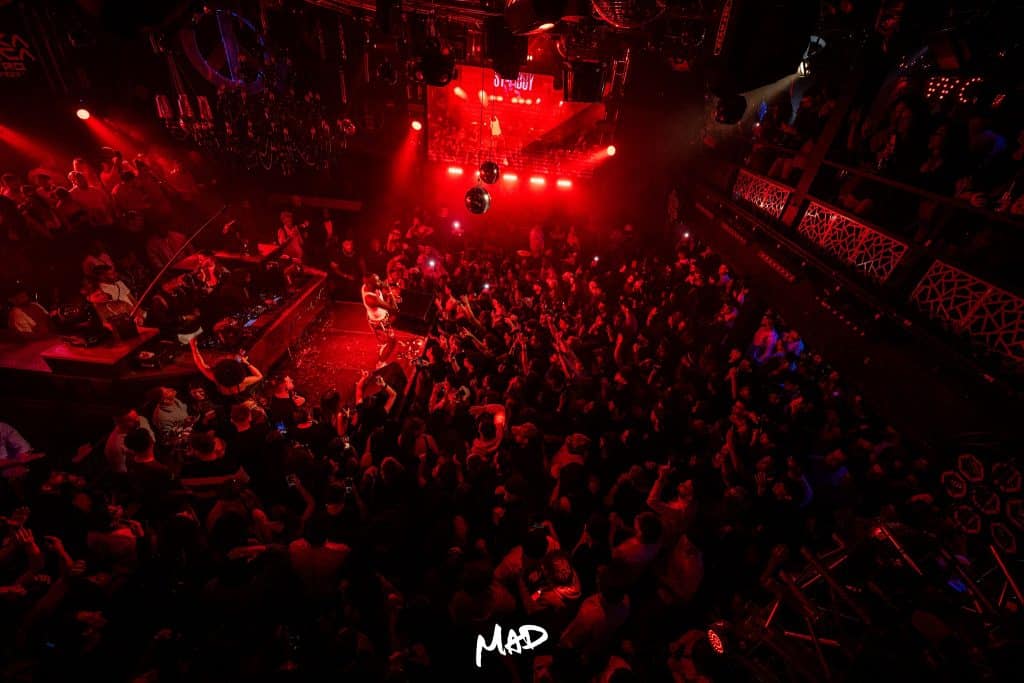 MAD Club : Quand la fête s’exporte au-delà des murs